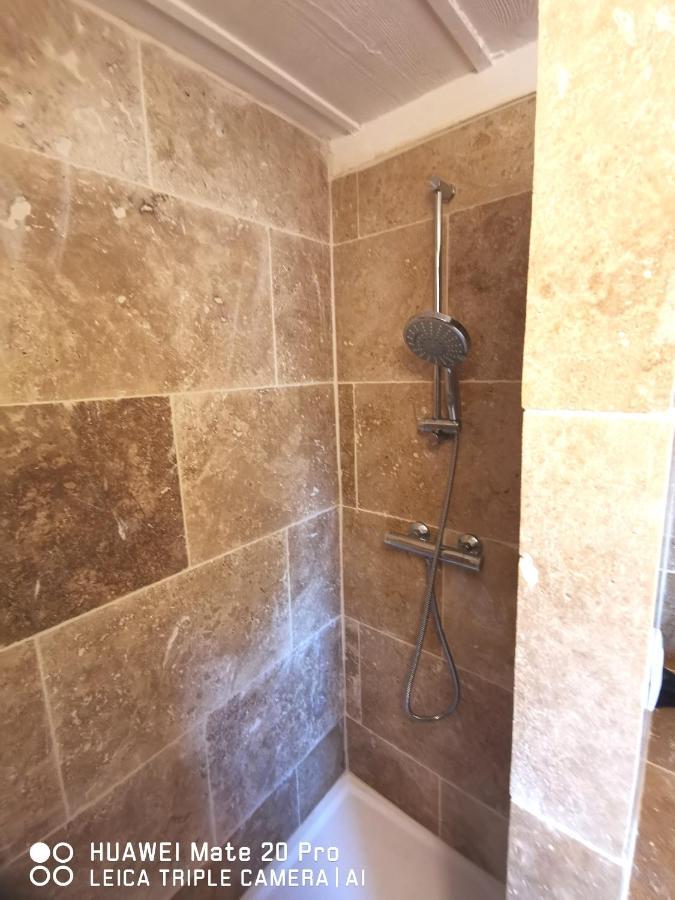 Charmante Maison En Provence Фонвией Екстериор снимка