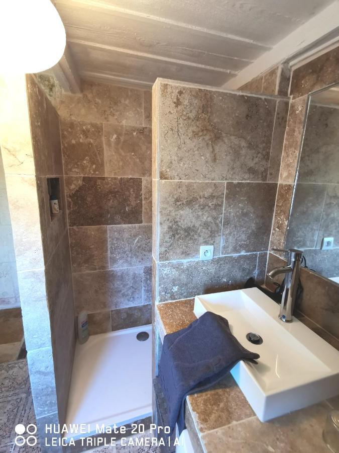 Charmante Maison En Provence Фонвией Екстериор снимка